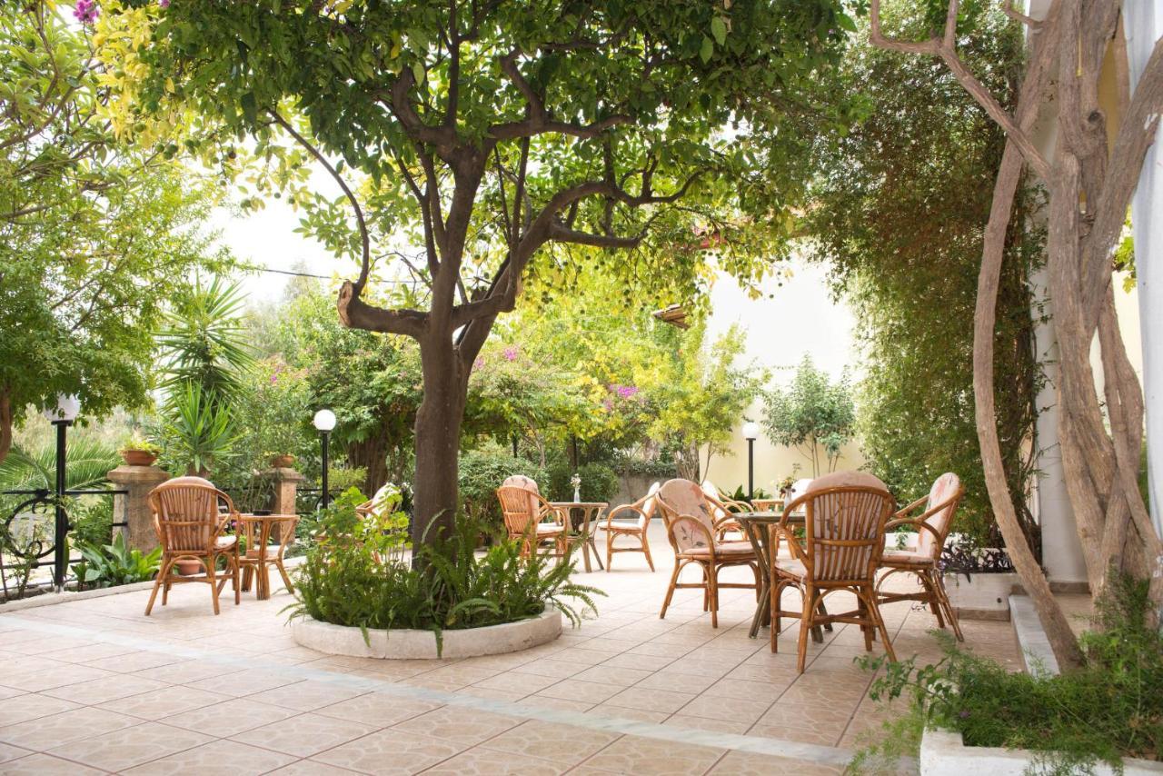 Ξενοδοχείο 'Παλλαδιον' Hotel 'Palladion' Edipsos Exteriér fotografie